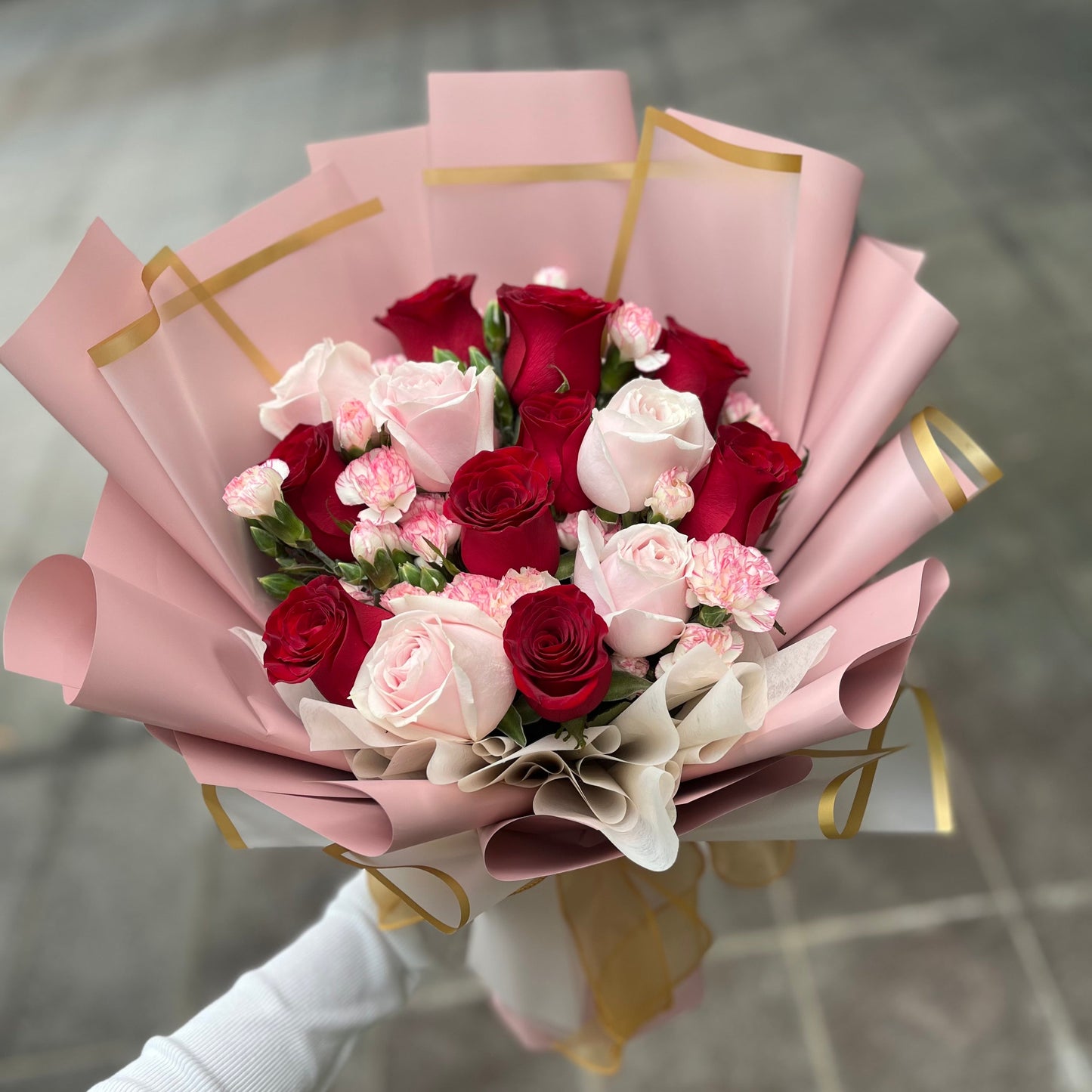 {M14} Elegant- Red & Pink rose