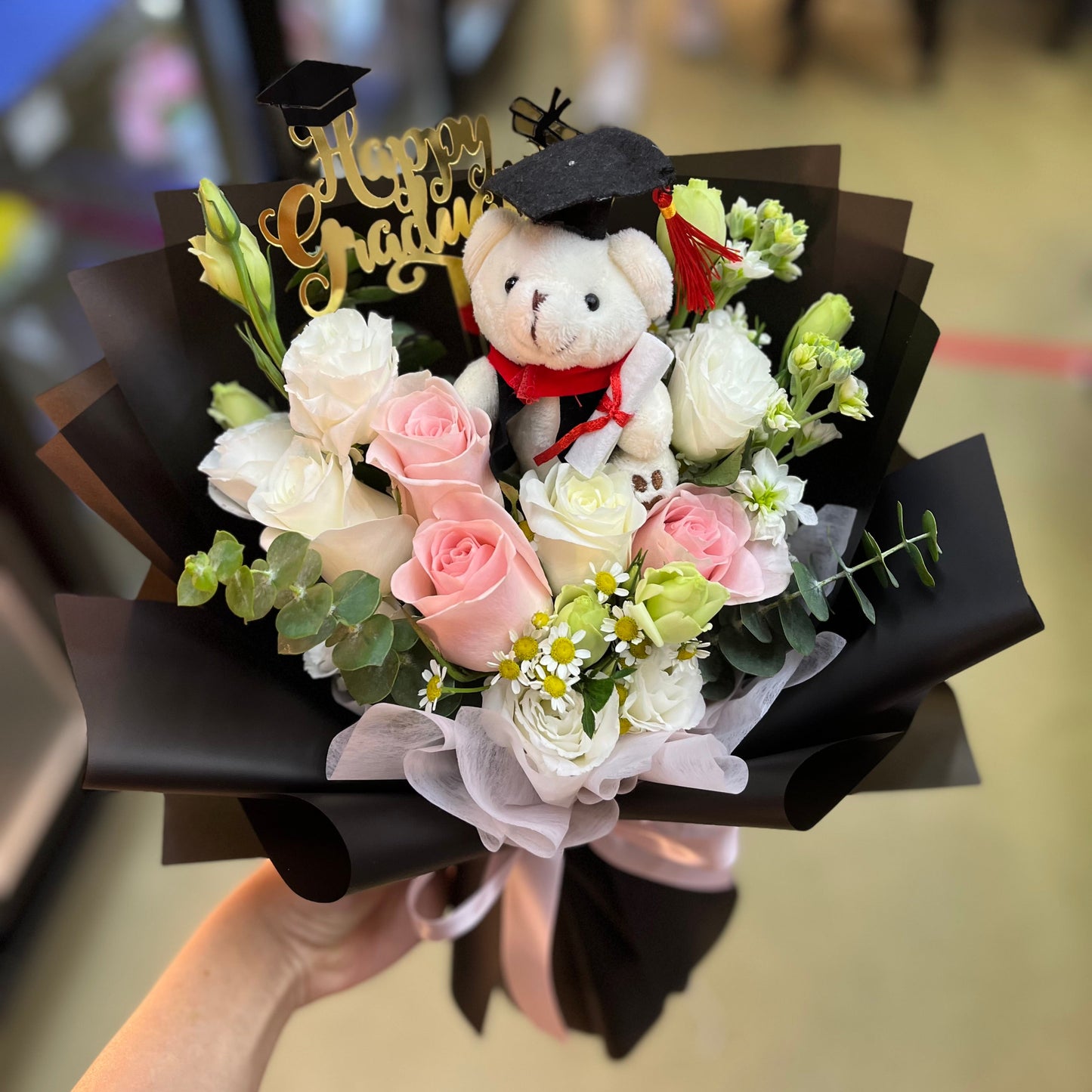 {M7} Lovely- peach & white rose bouquet (grad)