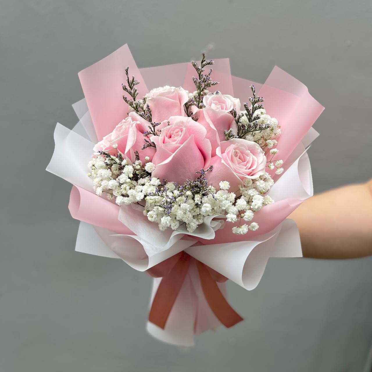 5 Rose Bouquet with Baby's Breath