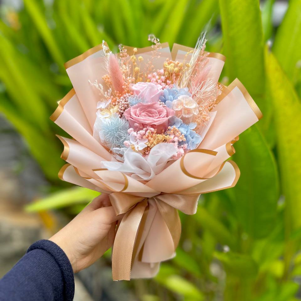 Preserved rose bouquet- 2 rose (Cappucino & Pink)