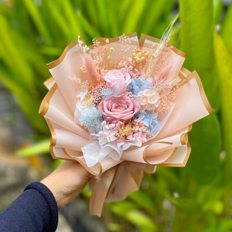 Preserved rose bouquet- 2 rose (Cappucino & Pink)