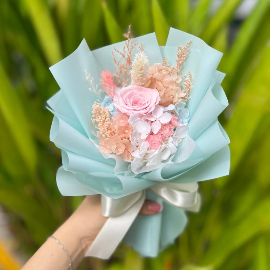 Preserved rose bouquet- 1 rose (Light Pink)