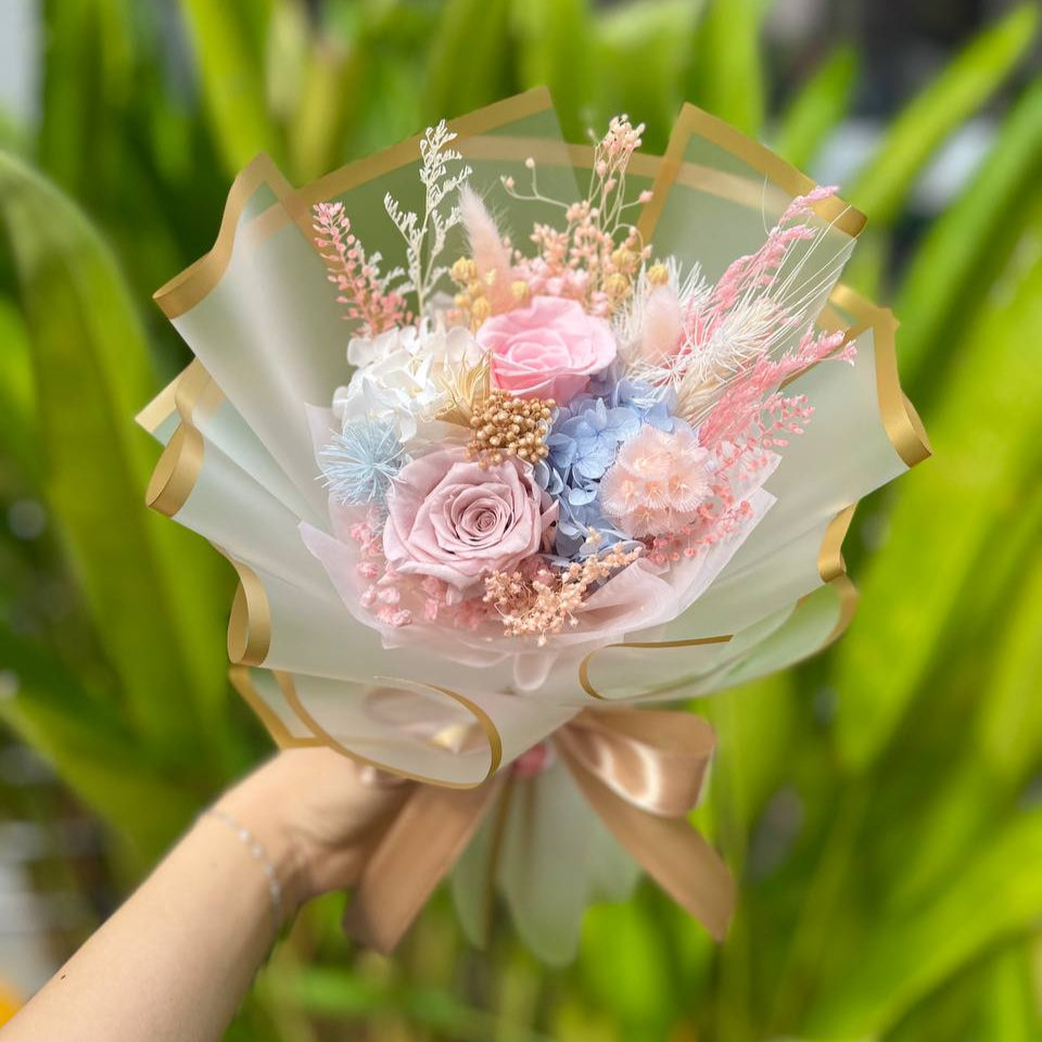 Preserved rose bouquet- 2 rose (Cappucino & Pink)