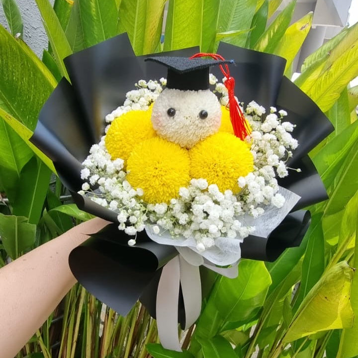{G27} Yellow Graduation Buddy