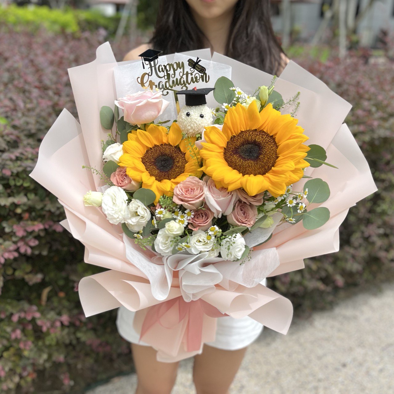 rose pink sunflower seeds G17} Graduate (pink)- Sunflowers & pink roses – Cool Petals
