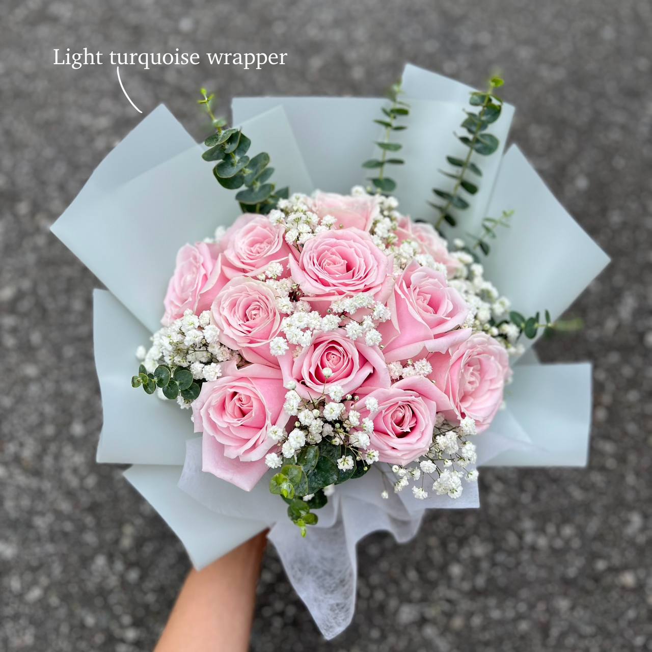 11 Rose Bouquet with Baby's Breath