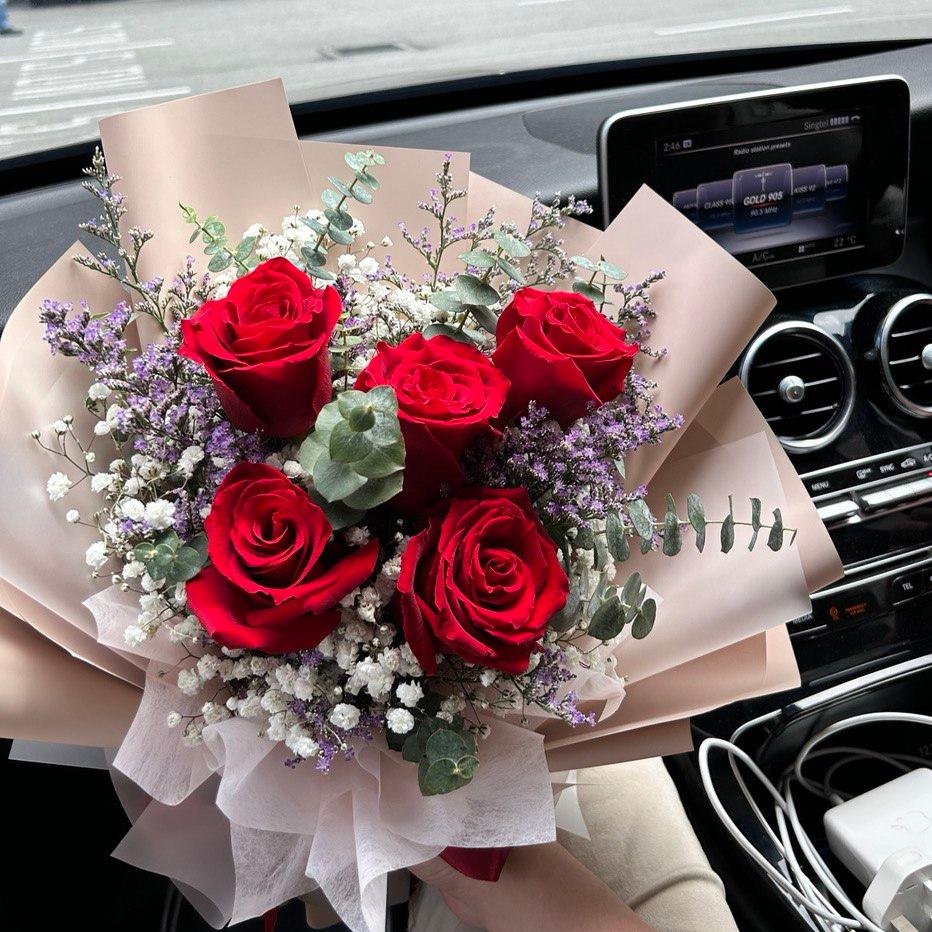 Romance- 5 premium rose bouquet