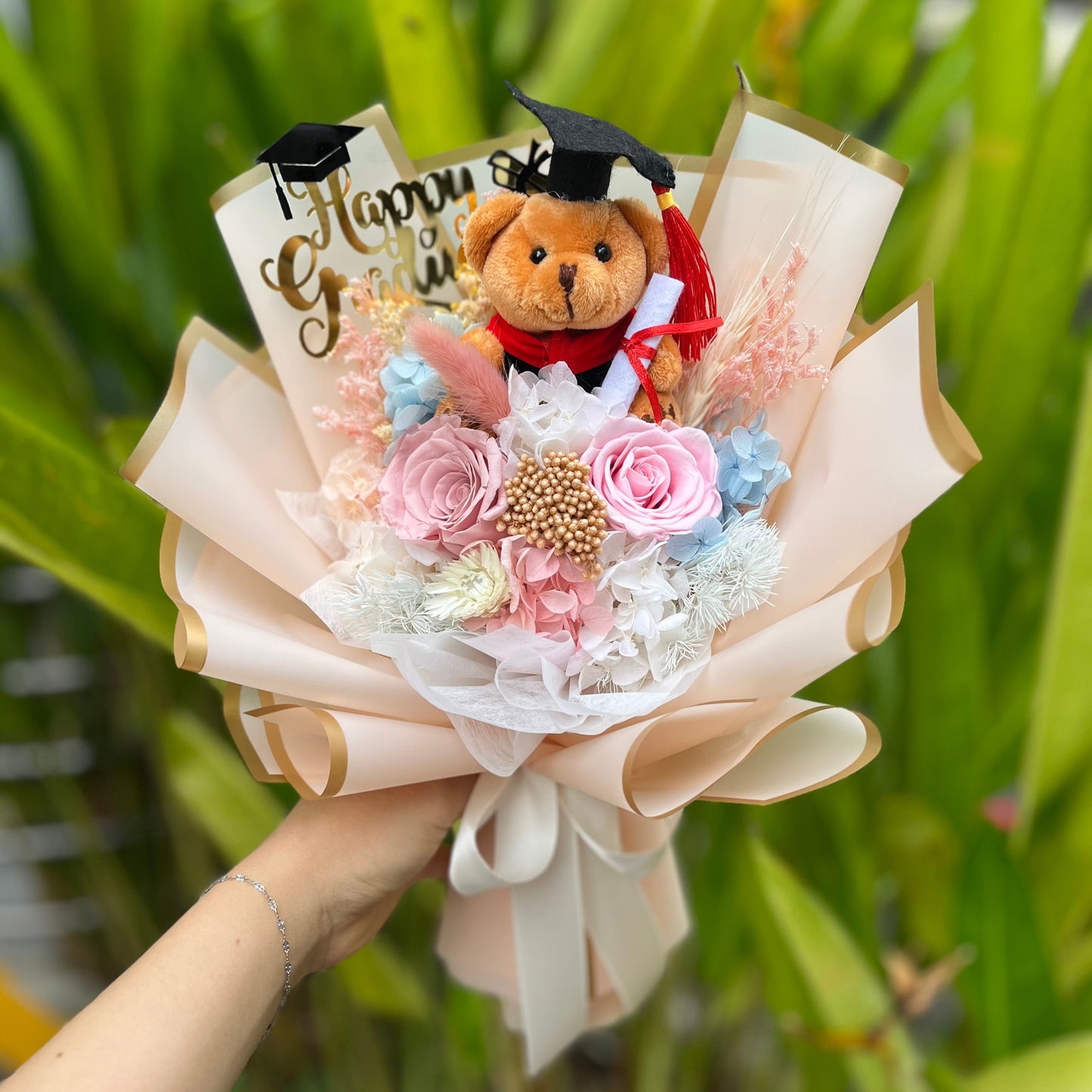 {G23} Preserved grad bouquet- 2 rose (Cappucino & Pink)