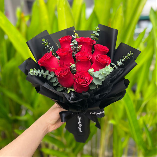 VDAY 9 Rose Bouquet with Eucalyptus