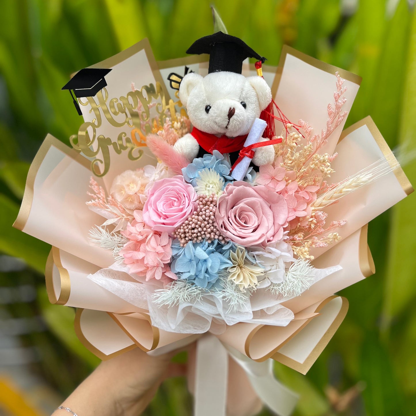 {G23} Preserved grad bouquet- 2 rose (Cappucino & Pink)