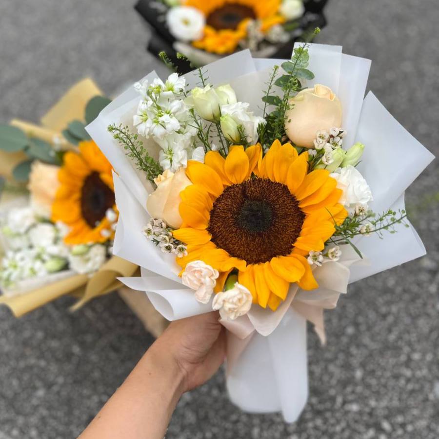 {G20} Gift- sunflower & mixed sunflowers