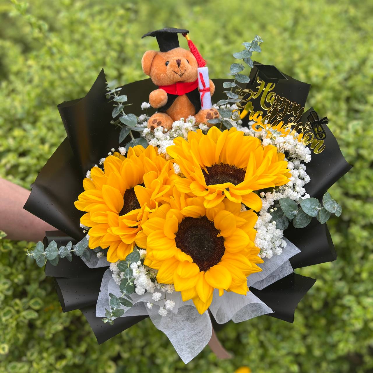 {G8} Graduation- 3 sunflower bouquet w bear