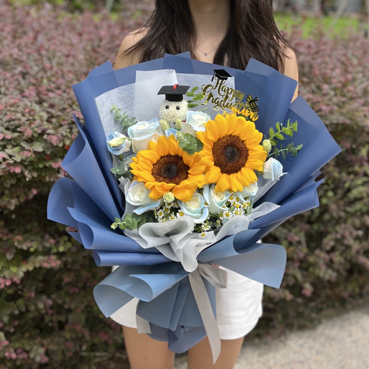 {G18} Graduate (blue)- Sunflowers & blue roses